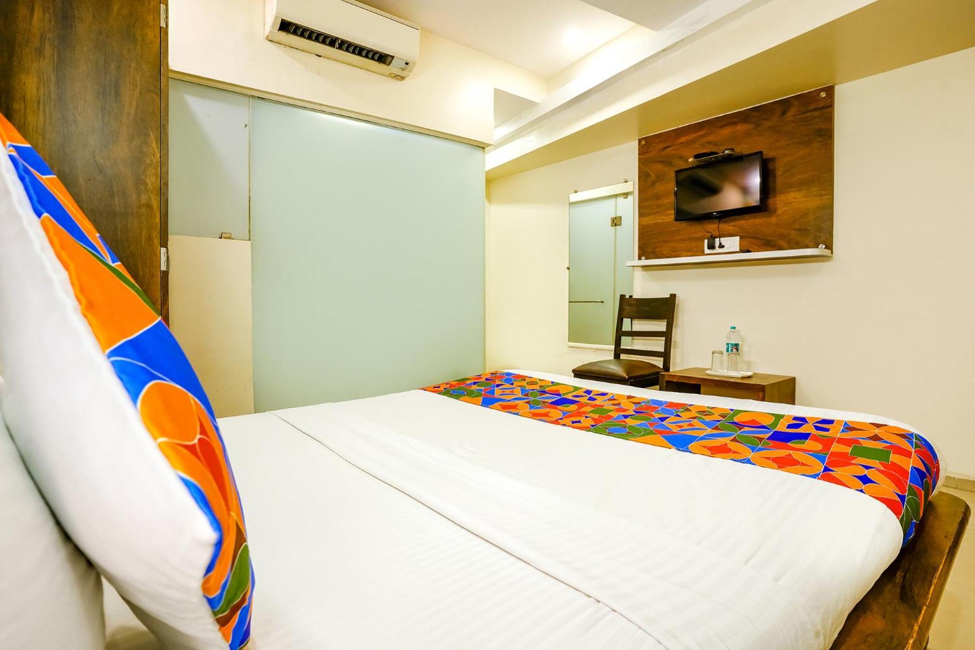 Hotel Naivedhya By Kwality Inn Thane Exterior foto