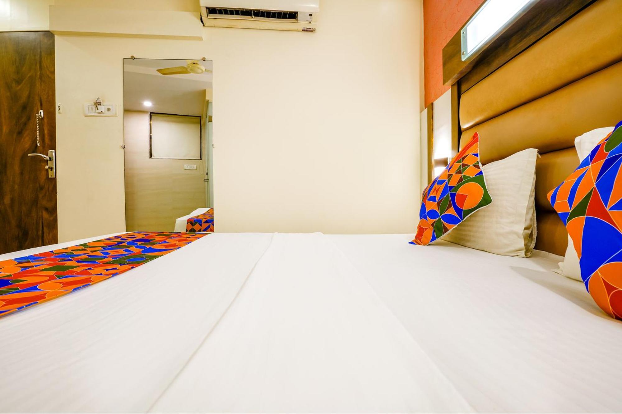 Hotel Naivedhya By Kwality Inn Thane Exterior foto