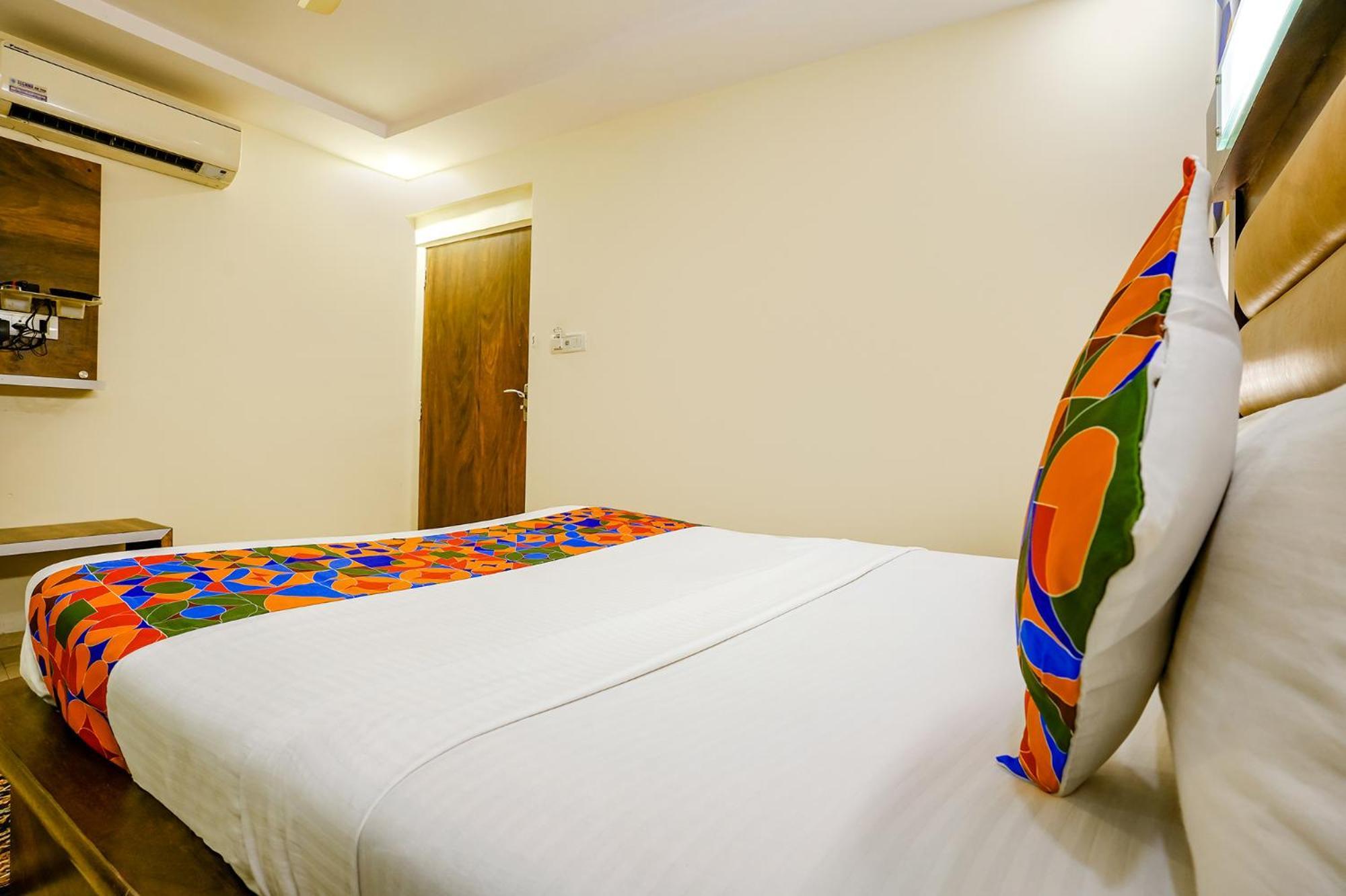 Hotel Naivedhya By Kwality Inn Thane Exterior foto