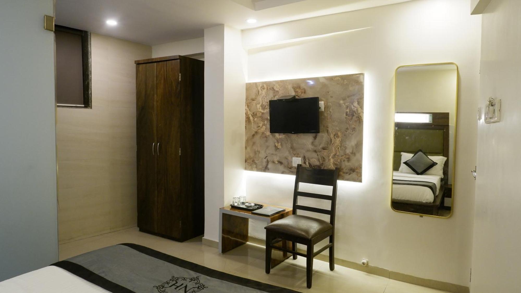 Hotel Naivedhya By Kwality Inn Thane Exterior foto